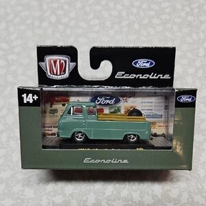 M2 Machines Green 1964 Ford Econoline Truck Premium Die-cast R90 24-64